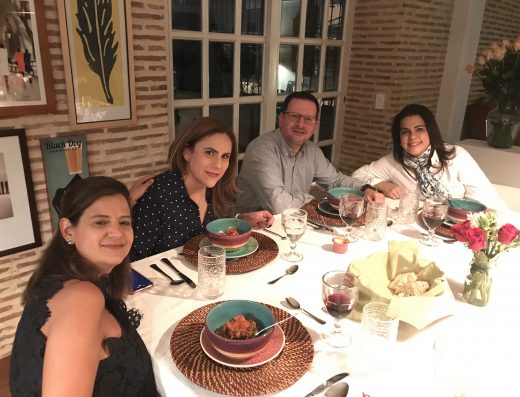 cena amigos en bogotá